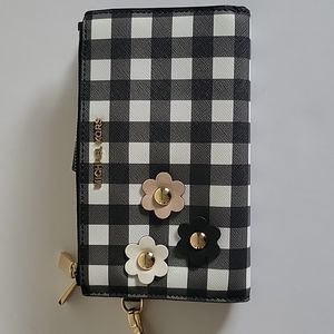 Michael Kors Wallet Phone Wristlet